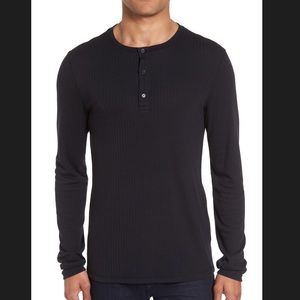 VINCE Men’s Large Ribbed Knit Black Henley